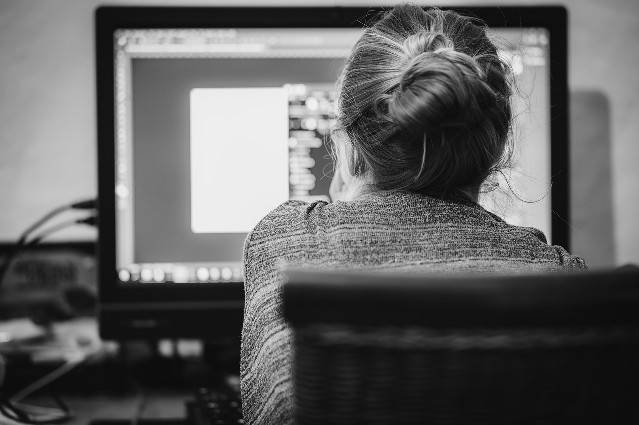 L'illusione delle protesi digitali: Lezione per l'innovazione europea